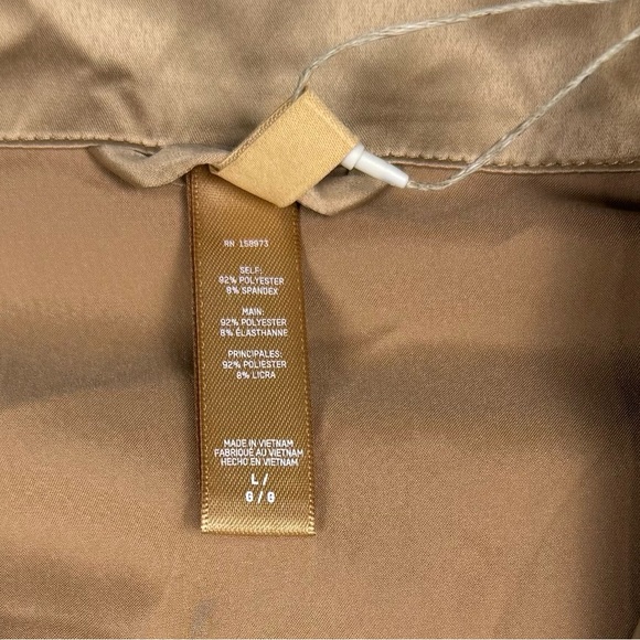 NWT SKIMS  Hotel Shine Long Sleeve Button Up Sleep Top Women’s Large Homey - Picture 9 of 10